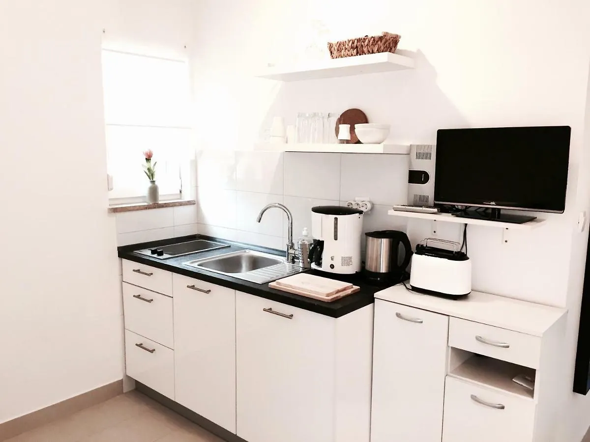Apartmani Zivaljic Trogir 0*,